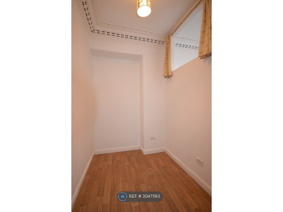 Property photo 3 of 3