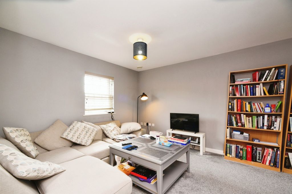 Property photo 2 of 14