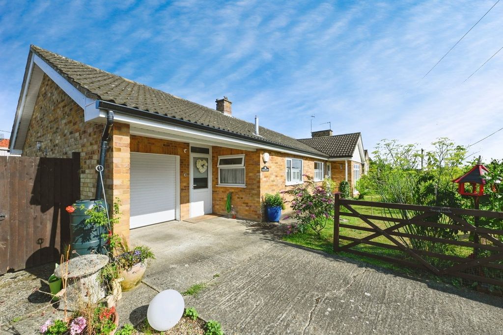 Property photo 1 of 18