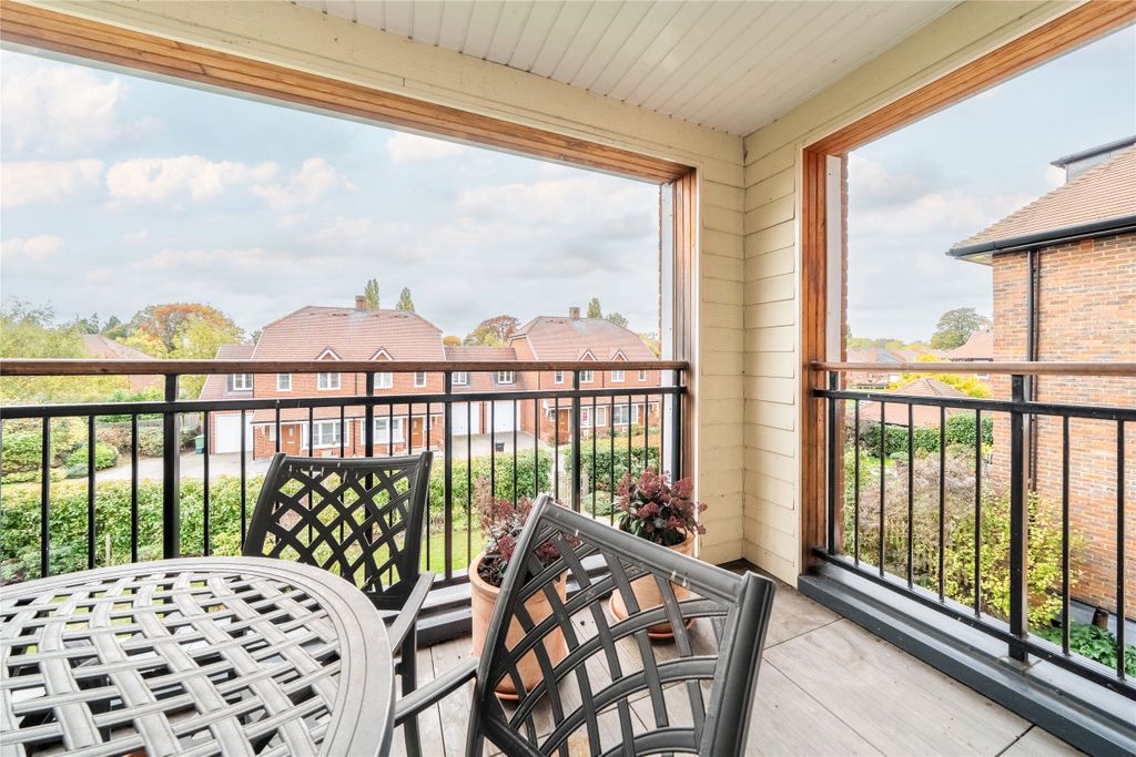 Property photo 2 of 11 Balcony Area