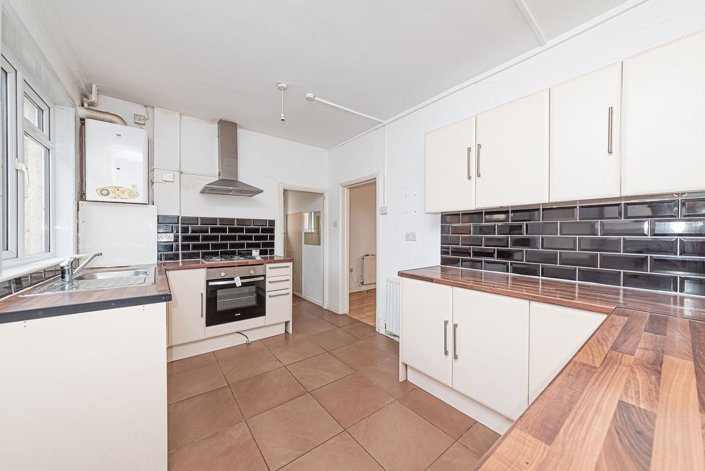 Property photo 2 of 29 12