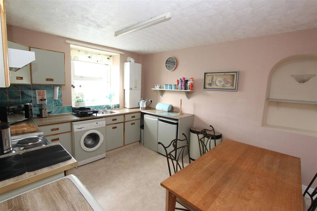 Property photo 3 of 8 Img_5256.Jpg