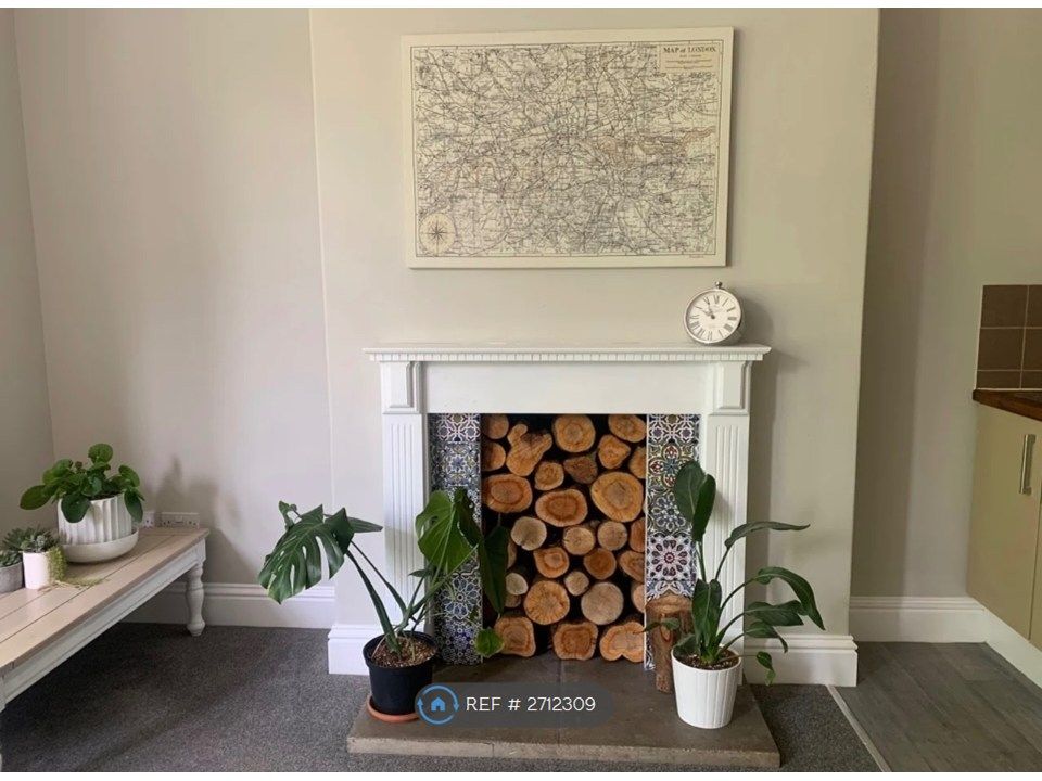 Property photo 3 of 6