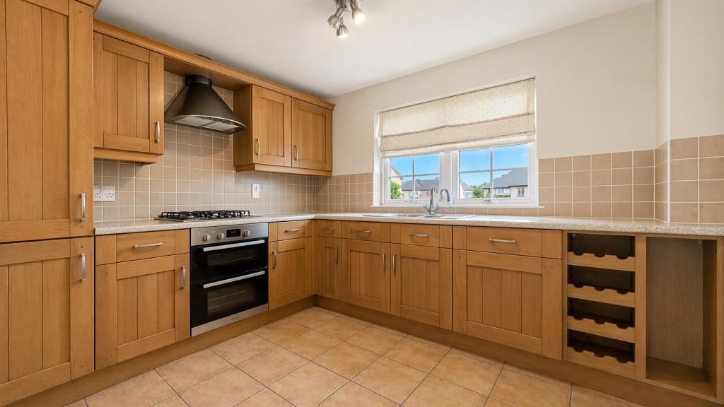 Property photo 2 of 14 Kitchen.Png