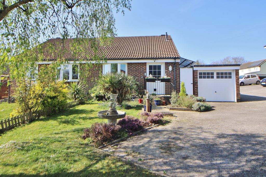Property photo 1 of 13