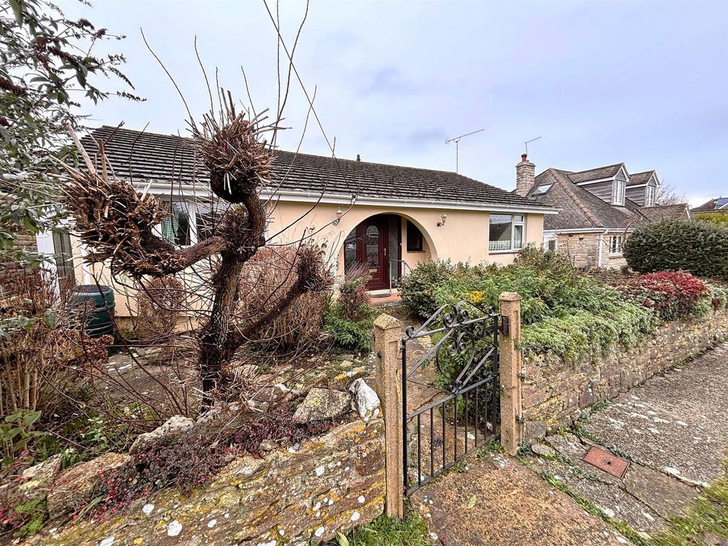 Property photo 2 of 29 4290 Windowcard.Jpeg