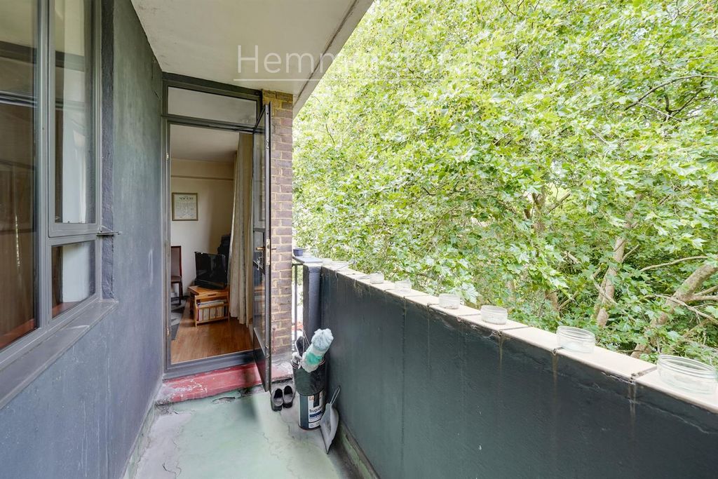 Property photo 3 of 14 11-4F9Cjus03219-Medium.Jpg