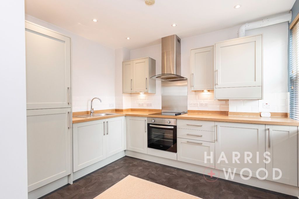 Property photo 2 of 9 4559723