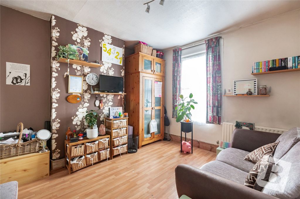 Property photo 2 of 38 Reception Room