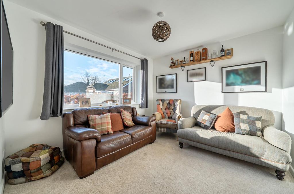 Property photo 2 of 18 1403201-16-697A12803Ace8.Jpg