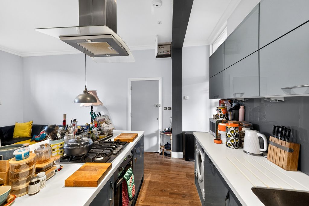 Property photo 2 of 17 Pbox-Img.Jpg