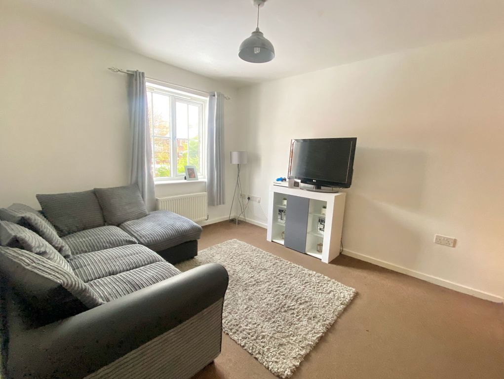 Property photo 2 of 5