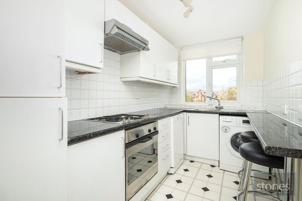 Property photo 3 of 10 Picture No. 10