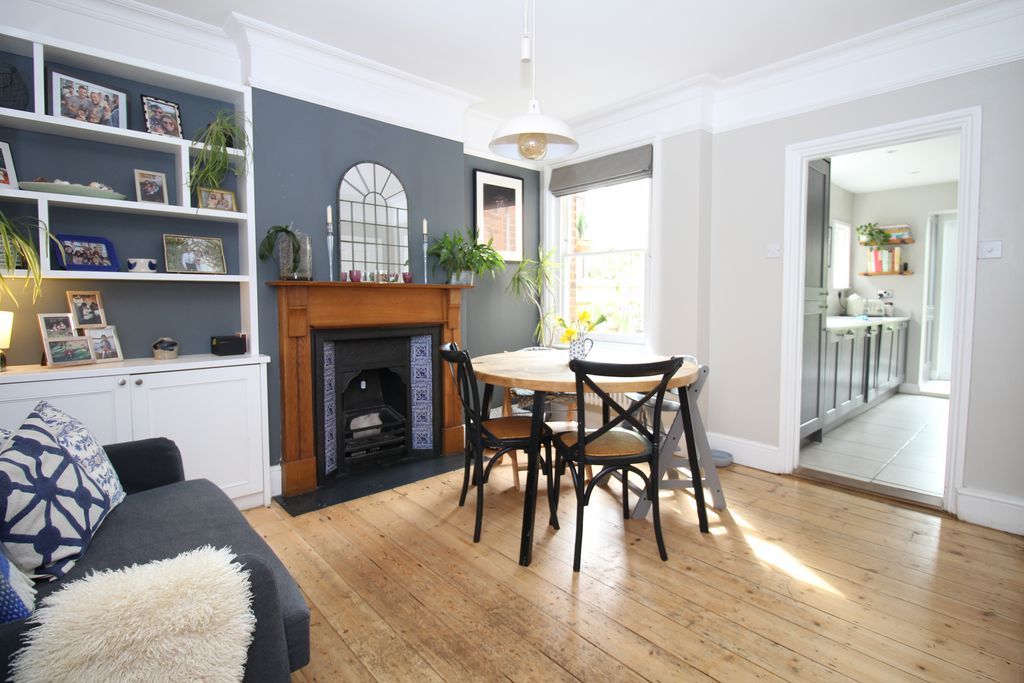 Property photo 3 of 12 Photo 9