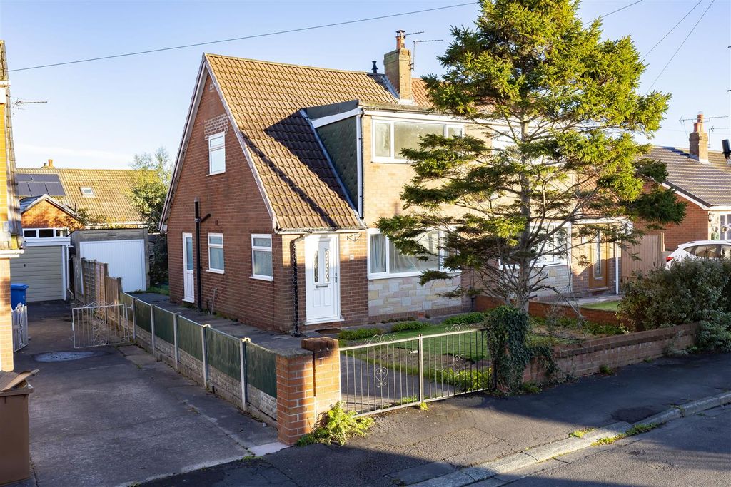 Property photo 1 of 30 Front External