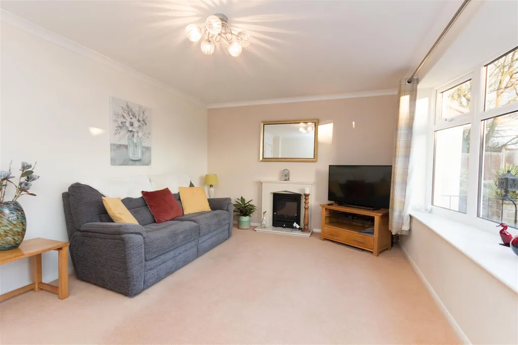 Hunters Close, Biddulph, Staffordshire Moorlands ST8 - Ansicht 6