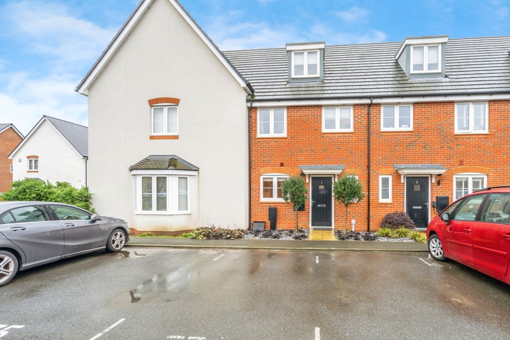 Property photo 1 of 22 Front View