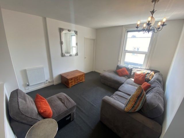 Property photo 3 of 11 Img_4205