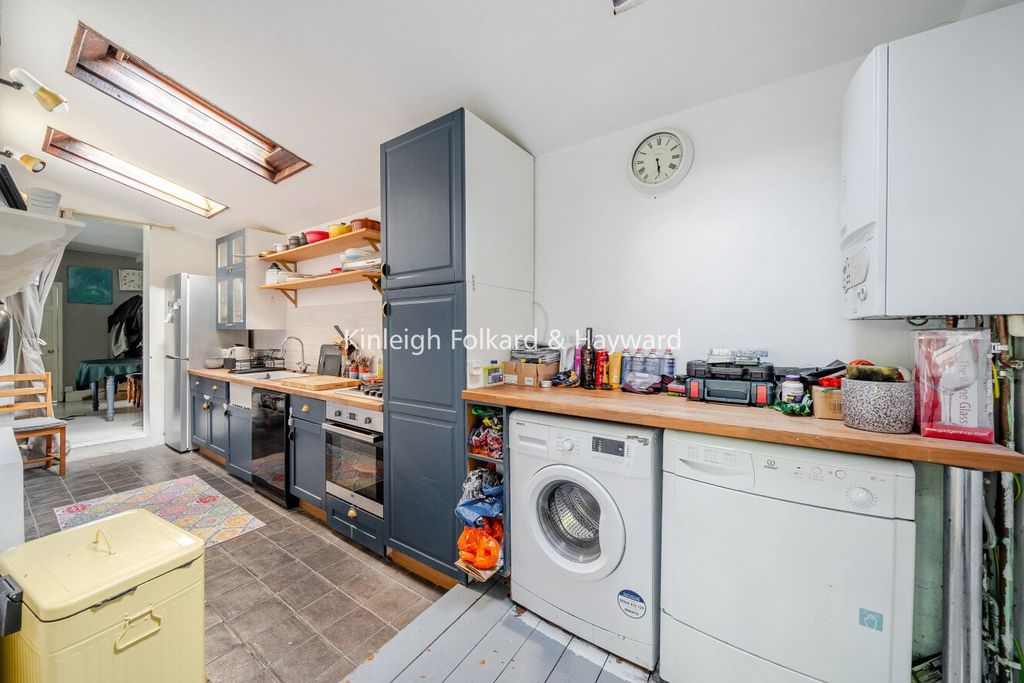 Property photo 3 of 12 Picture No. 13