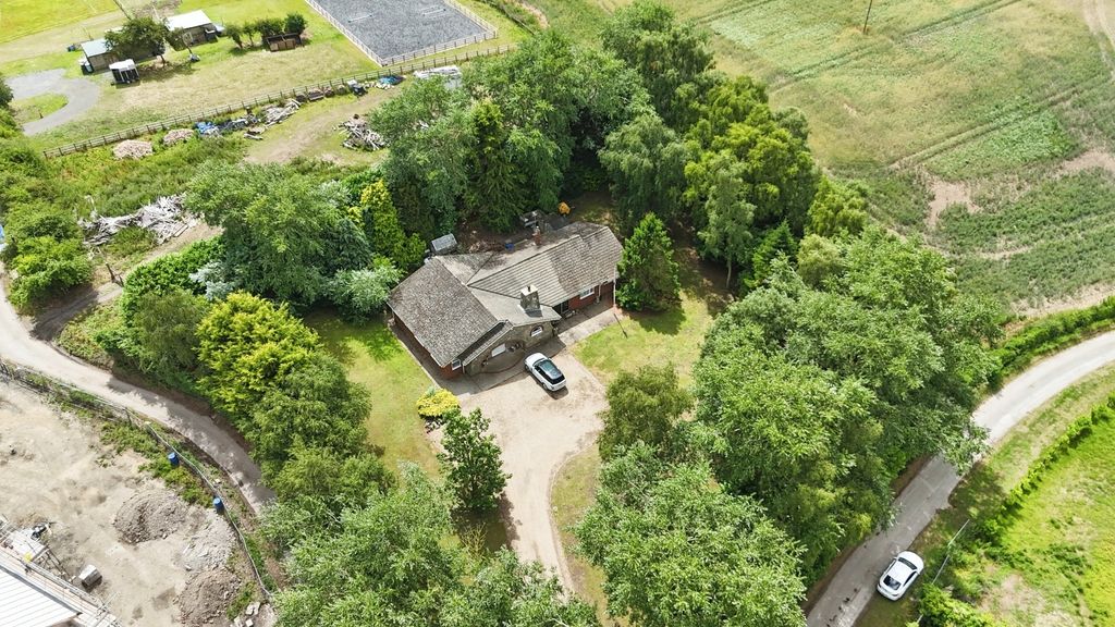 Property photo 1 of 19 4279580