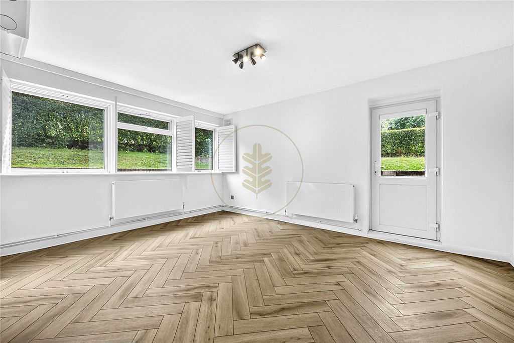Property photo 3 of 13 Picture No. 21