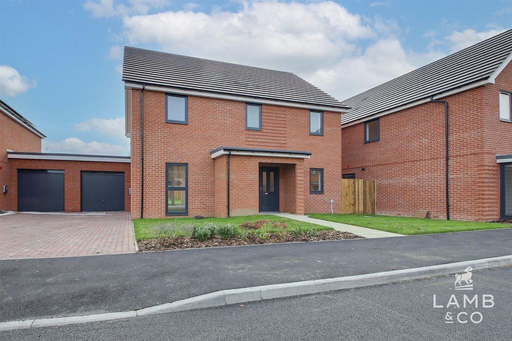 Property photo 1 of 21