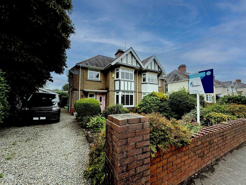 Property photo 1 of 29 3 Bedroom House For Sale On Swansea Road, Pontlliw