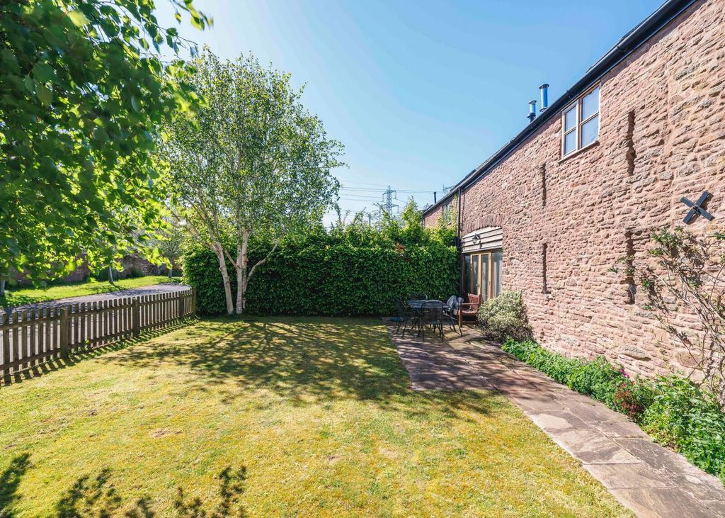 Property photo 3 of 19 Picture No. 38