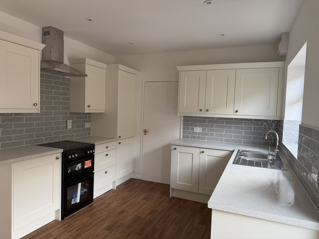 Property photo 2 of 16 Not Specified