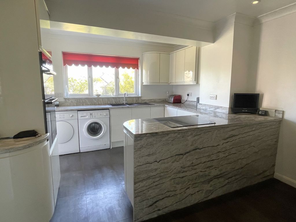 Property photo 2 of 19 Img_3819