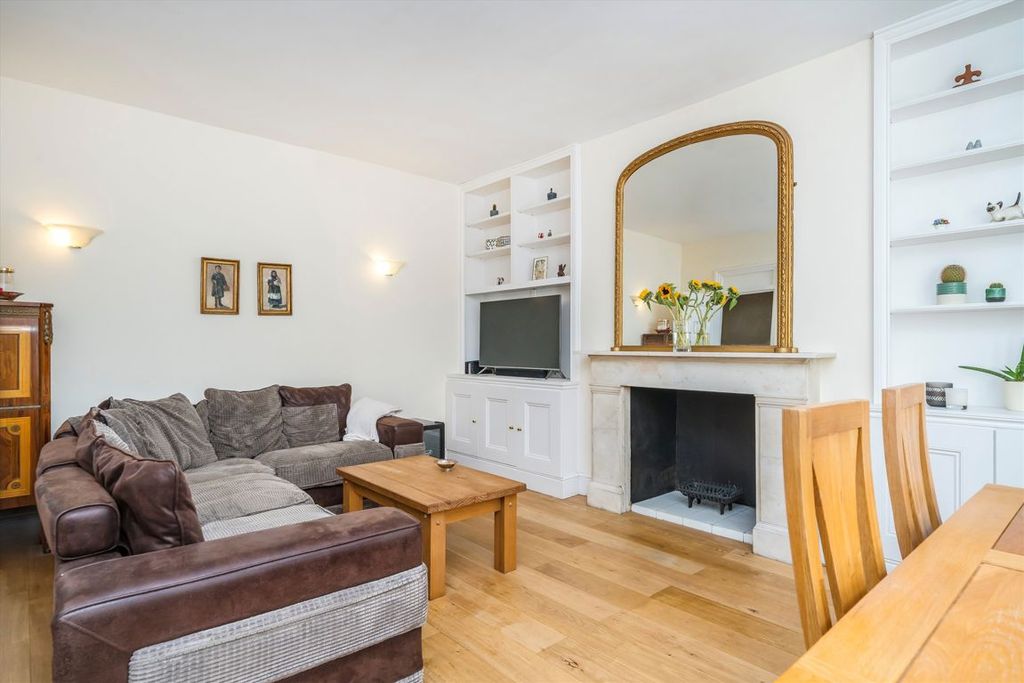 Property photo 2 of 5