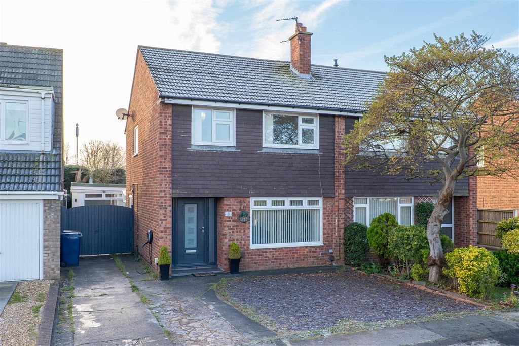 Property photo 1 of 26 Front External