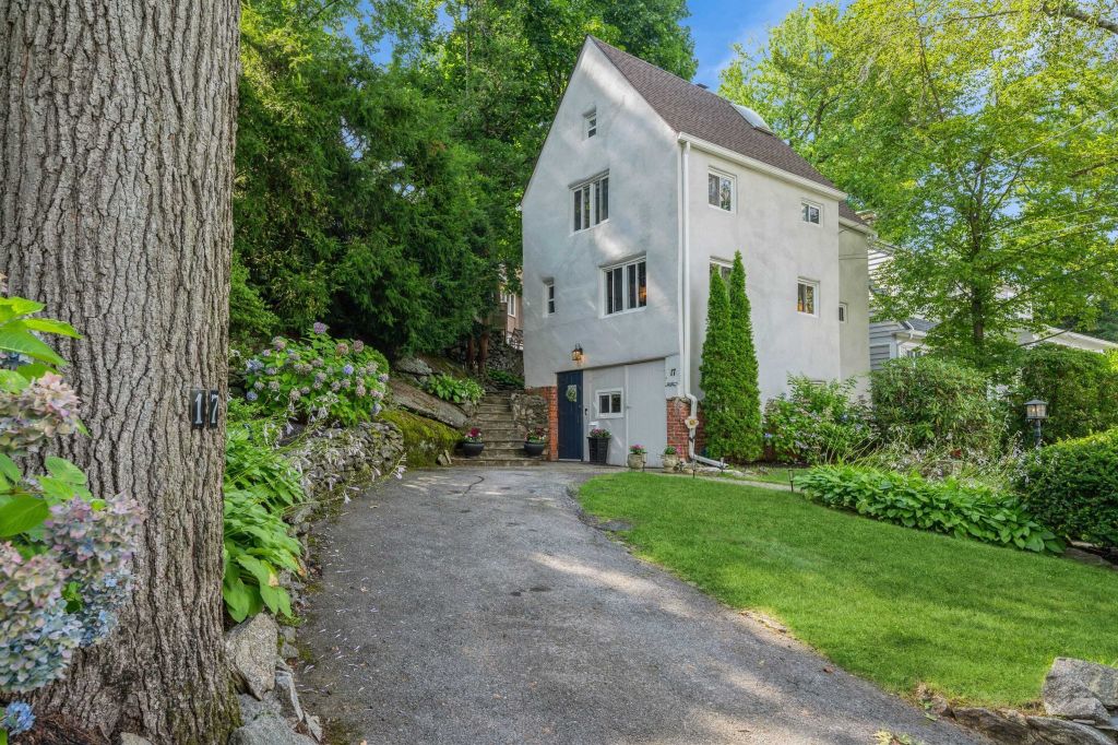 Property photo 2 of 27 <Alttext/>