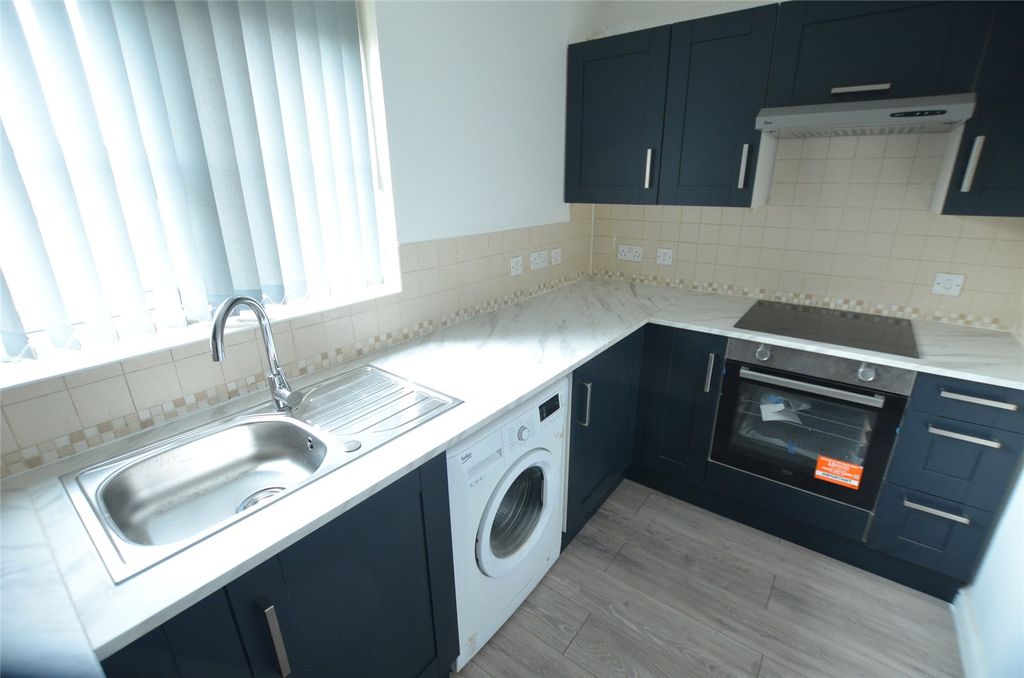Property photo 3 of 9 Picture No. 05