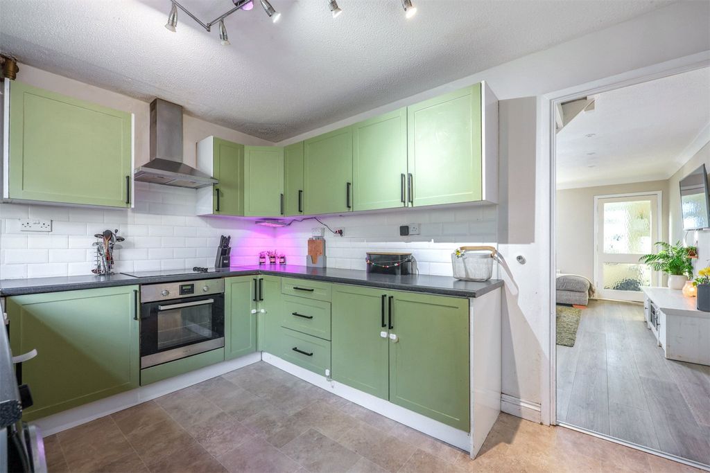 Property photo 2 of 13 Picture No. 03