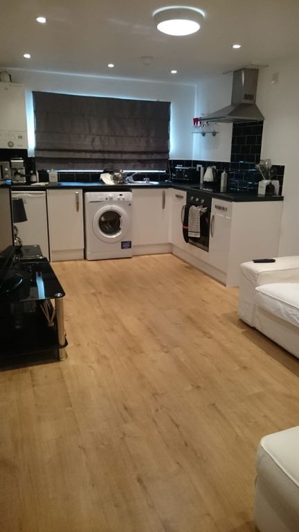 Property photo 1 of 5 1 Bedroom Flat For Rent