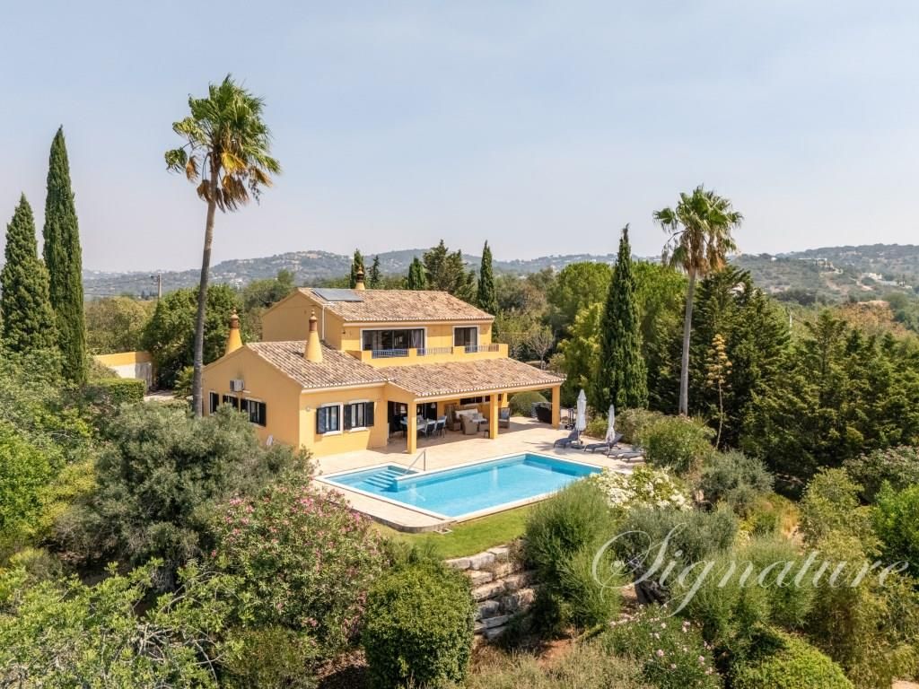 Property photo 1 of 43 Pretty And Charming Villa In The Countryside Of Santa Bárbara De Nexe