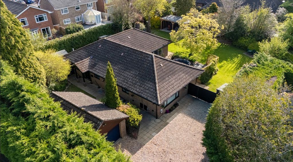 Property photo 1 of 25 Photo 25