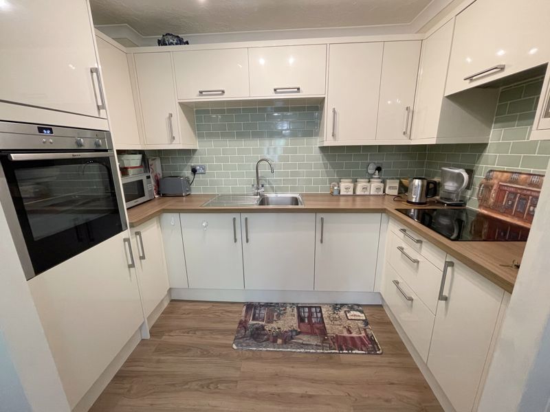 Property photo 3 of 21 Photo 14