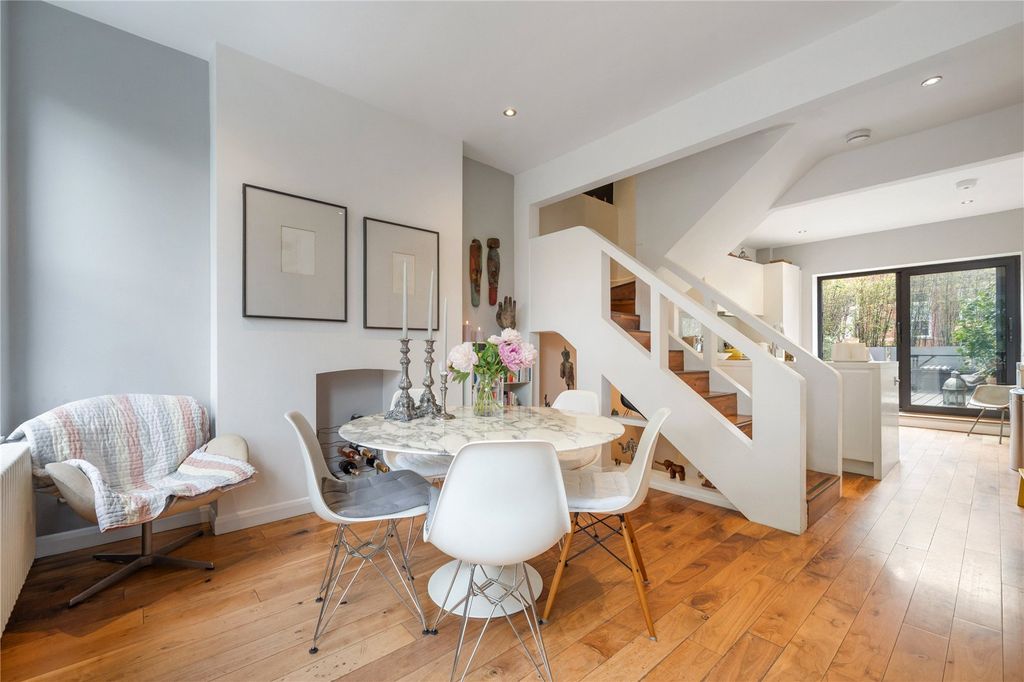 Property photo 2 of 21 Picture No. 06