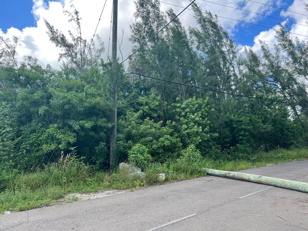 Property photo 2 of 9