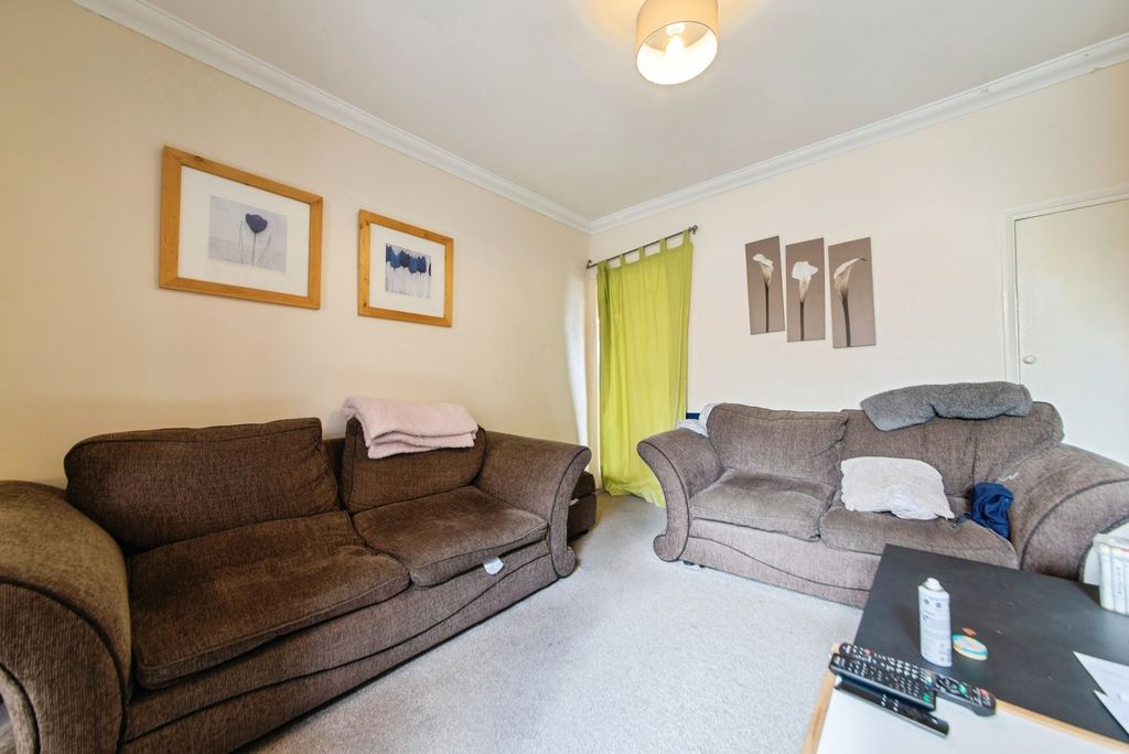 Property photo 3 of 16 Pbox-Img.Jpg