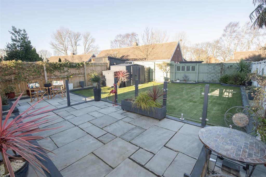 Property photo 3 of 45 Sigstonroad047.Jpeg