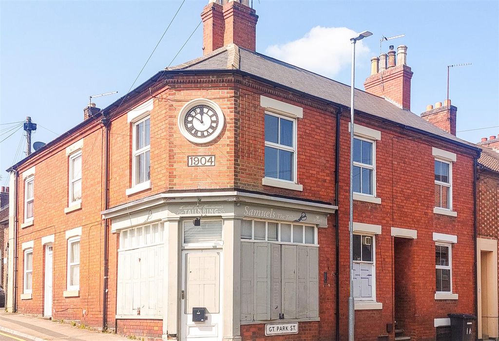 Property photo 1 of 10 Housefront.Png