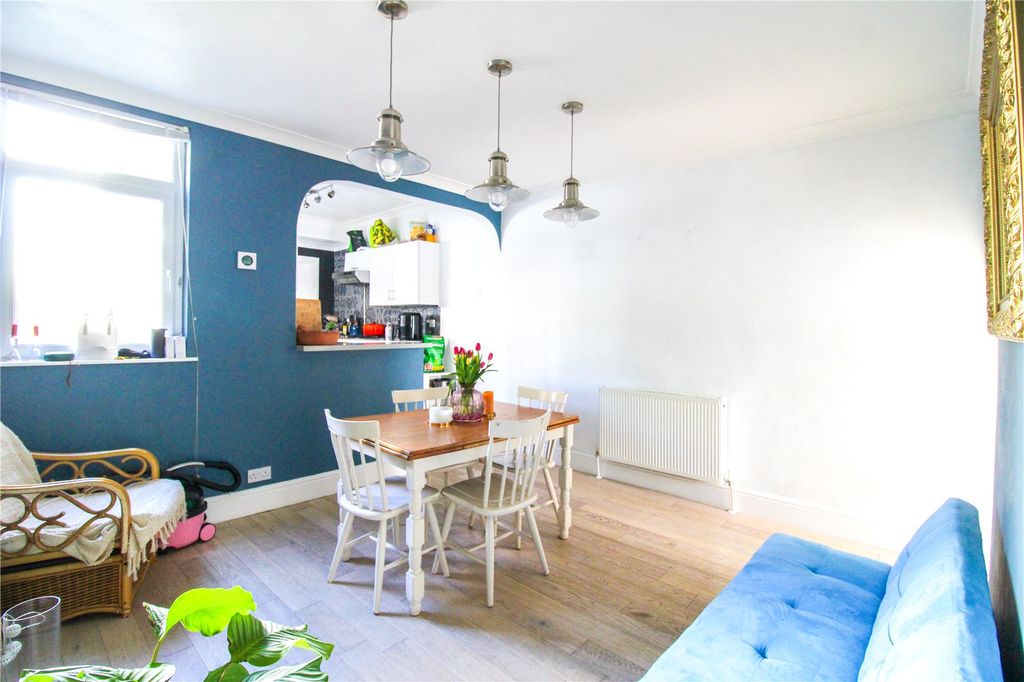 Property photo 3 of 12 Picture No. 03