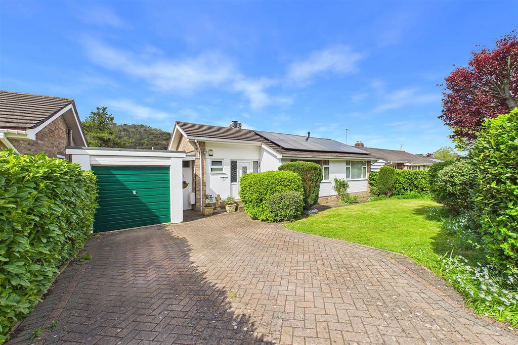 Property photo 1 of 16