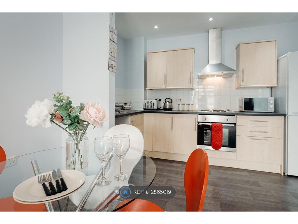 Property photo 3 of 14