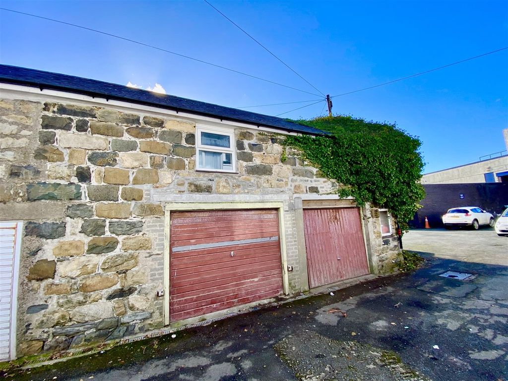 Property photo 1 of 10 B786Ba78-A246-436F-9F45-Fc801734D713.Jpeg