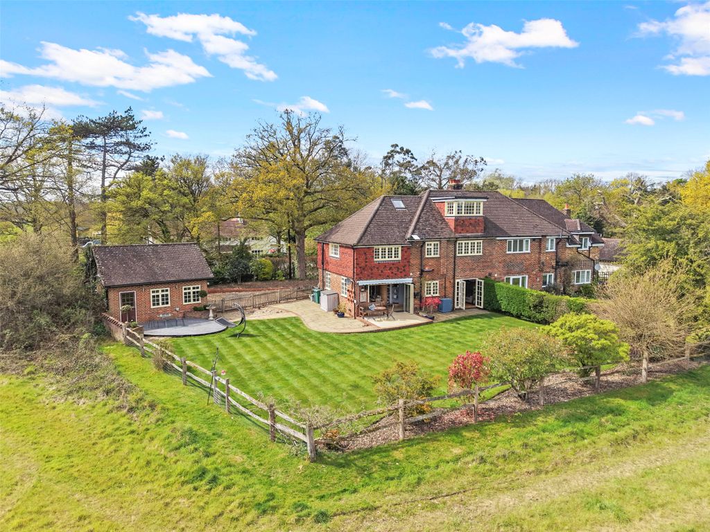 Property photo 1 of 23 Picture No. 12