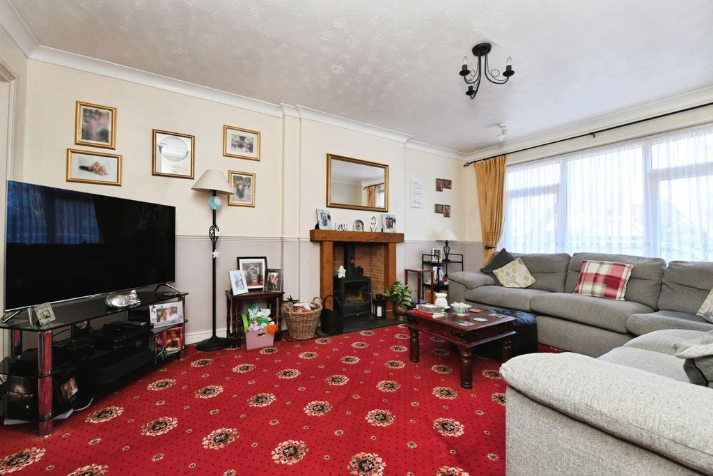 Property photo 2 of 20 Pbox-Img.Jpg